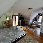 Szoloskert Apartment